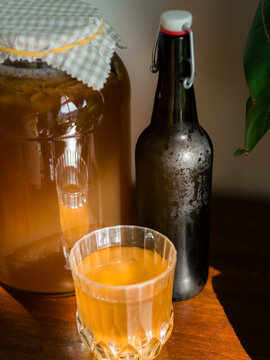 Fresh and cold homebrew kombucha