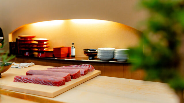 Miyagi Hon-Maguro tuna loin prepared at Tokyo restaurant