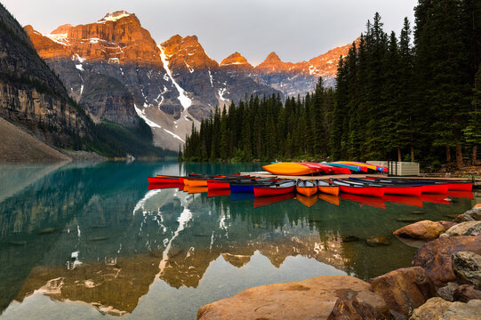 Lake, Moraine Lake, Banff National Park, Canada.jpg