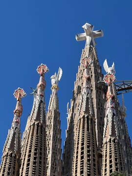 17 de junio de 2026. Barcelona. Vistas de la Sagrada Familia despu&eacute;s de la bendici&oacute;n de la Cruz.