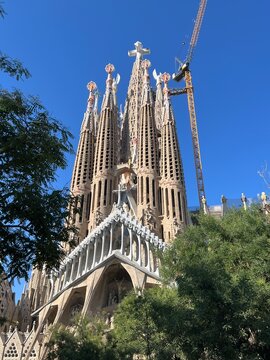 17 de junio de 2026. Barcelona. Vistas de la Sagrada Familia despu&eacute;s de la bendici&oacute;n de la Cruz.