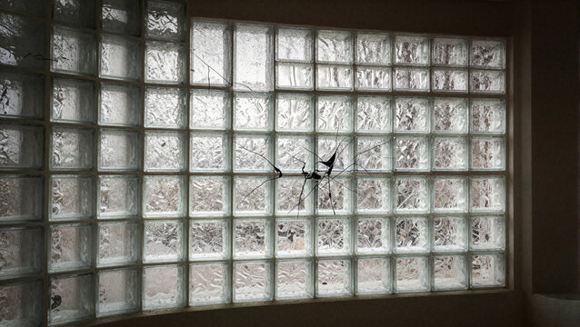 squared pattern window