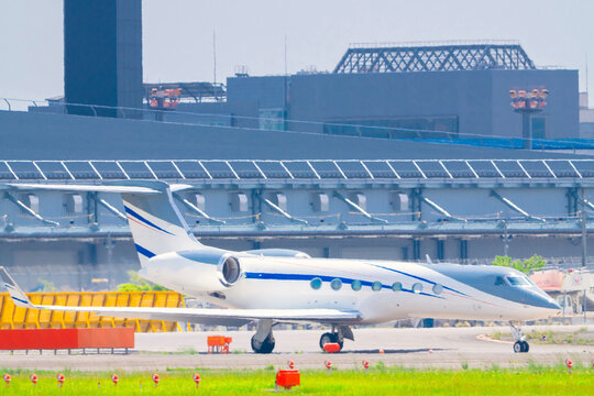 成田空港 旅客機イメージ・ミネベアミツミ
