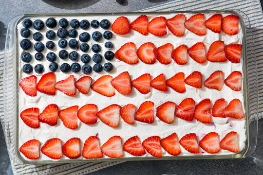 Sweet Patriotic American Flag Cake