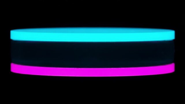 カオス状態のネオン流体がエネルギー波により水平な円盤へと分離する抽象CG背景