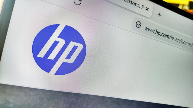 a computer screen with hp website displayed