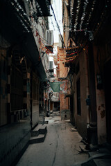 Fototapeta premium Cinematic Streets of Androon Pindi, Old Rawalpindi Urban Life and Traditional Bazaar Culture in Pakistan