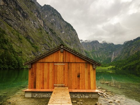 Boathouse at the Obersee near K&ouml;nigssee in the Berchtesgaden National Park, Sch&ouml;nau am K&ouml;nigssee, Berchtesgadener Land, Upper Bavaria, Bavaria, Germany