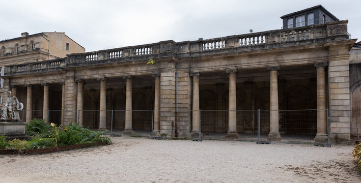 Classical/Neoclassical building fa&ccedil;ades, columns, pediments, Statues, Greco-Roman shapes and design, Ornaments... From this Architectural style inspired by Classical Antiquity. Mostly taken in Paris.