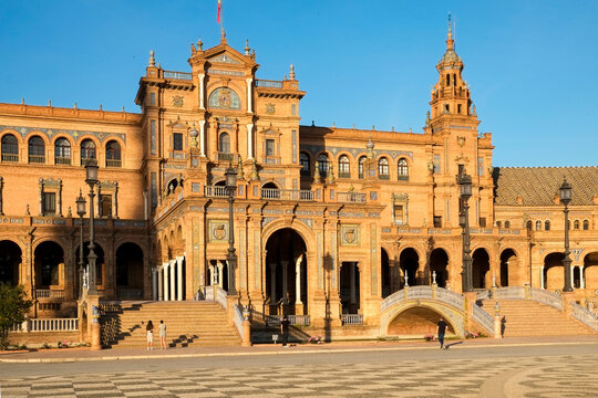 Plaza de Espa&ntilde;a in Golden Light