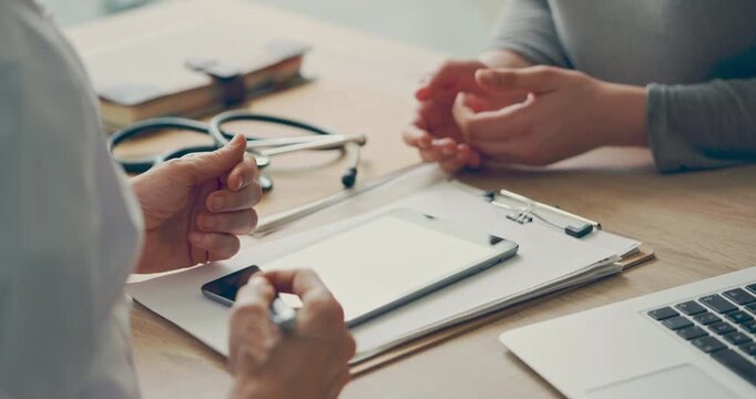 Doctor and patient are talking at clinic