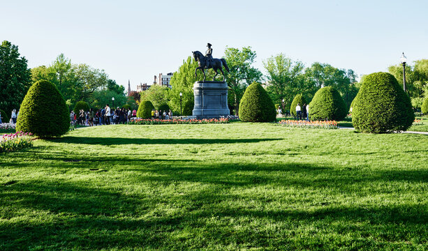 The historic George Washington equestrian statue, built in 1869 by Thomas Ball, Boston Public Garden, Boston, Massachusetts, New England