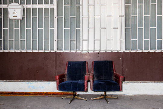 Seating for two in armchairs