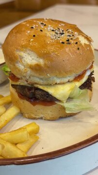 Kashmir Food Experience Featuring Pizza Burger Biryani Mojito Shakes Omelettes Cinematic Restaurant Dining Aesthetic Delicious Food Videos
