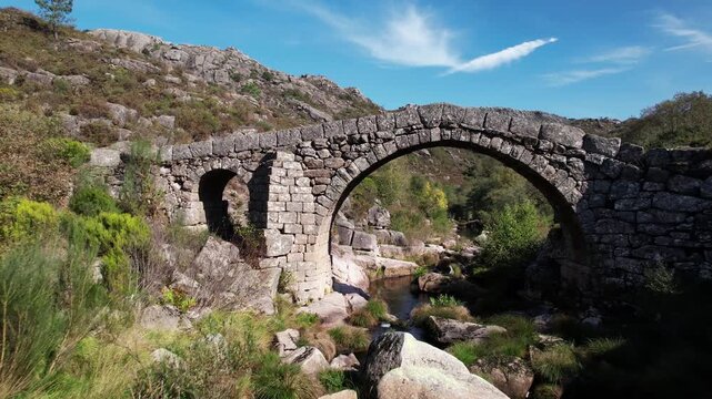 Stone Bridge on Stunning Nature Landscape. Cava da Velha, castro Laboreiro, Portugal