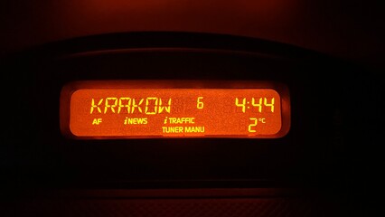 Tablica w aucie, Kraków.