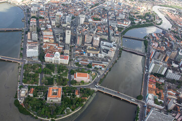 Obraz premium Vista aérea histórica da Praça da República e do centro do Recife em 2006, Pernambuco