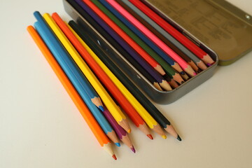 Fototapeta premium Art supplies, art supplies for school, colored pencils
