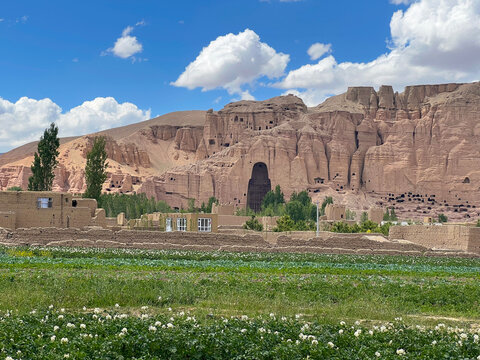 The majestic niches of the ancient Salsal and Shahmama Buddhas in Bamyan, Afghanistan, stand as powerful symbols of history, cultural heritage, and the rich legacy of the Silk Road civilization.