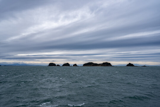 鳥羽湾遊覧船から見る島の風景