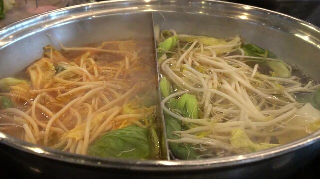 먹을것, 수프, 식사, 파스타, 그릇, 타이, 국수, 요리, 식당, 야채, 맛있는, 매운, 건강한, 점심