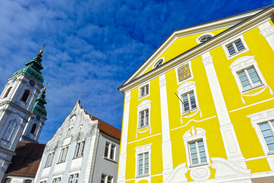 Historische barocke Hausfassade der Becker'schen Apotheke in Bad Waldsee