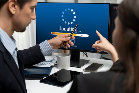 Software update on computer for brisk version of device software upgrade