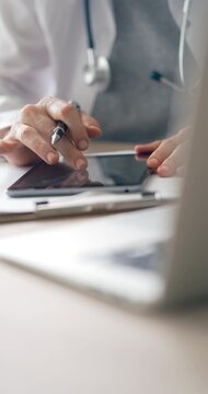 Digital tablet usage, medical documentation and application in healthcare
