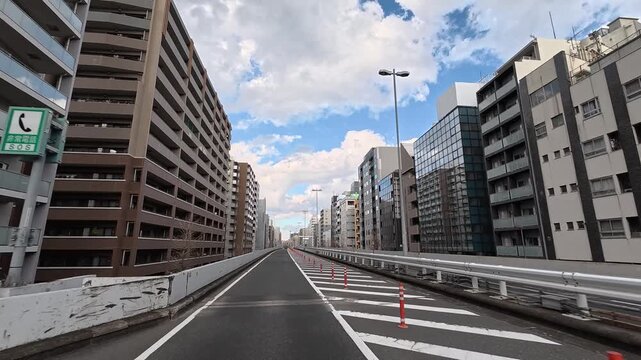 東京首都高速をドライブ　1号上野線