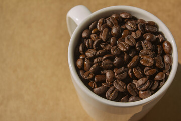 Fototapeta premium It is a mug and coffee beans. 