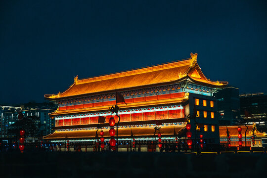 Yongning Gate Xi&rsquo;an city wall at night