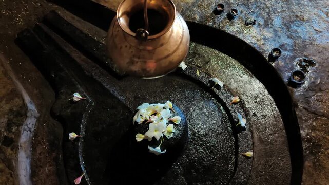 Hindu Religious Symbol &ndash; Shiva Linga Close Shot
