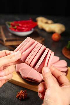 Sliced Pork Meat Product - Fresh Lunch Ingredient with Condiments