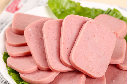 Sliced Pork Meat with Fresh Lettuce - Delicious Instant Lunch Choice