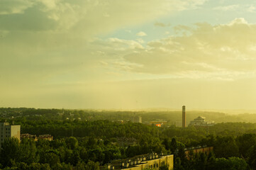 Rain and sun during sunset © Krzysztof