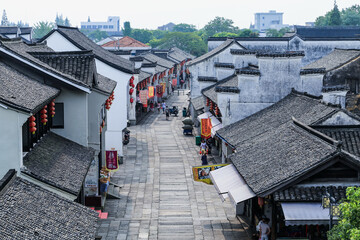 Obraz premium Traditional street and old houses in Yanguan Ancient Town, Haining, Zhejiang, China