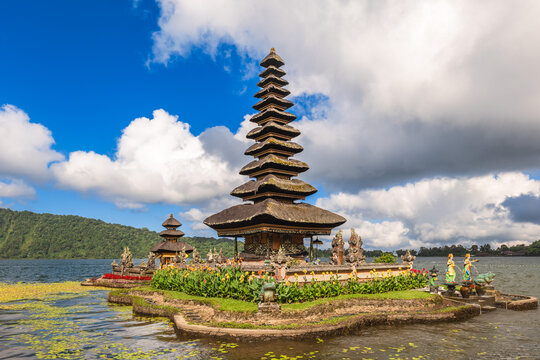 Pura Ulun Danu Bratan, a Hindu Shaivite temple in Bali, Indonesia.