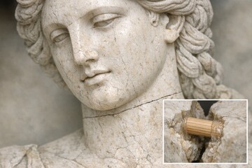Obraz premium A statue of a woman holding a wooden stick, great for decorative or cultural use