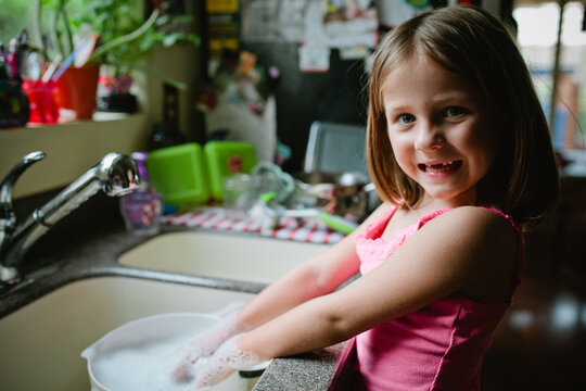 girl washing hands