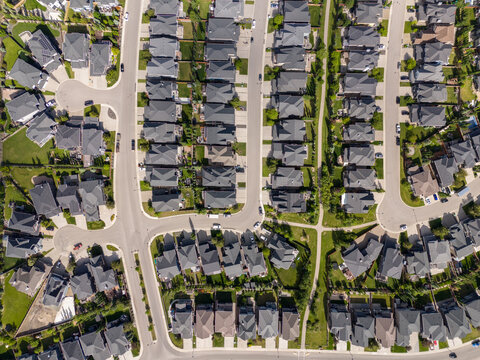 Aerial view of new homes in a residential area of Calgary, Alberta, Canada.