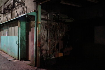 夜の古い建物 © 博一 玉田