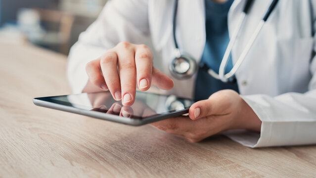 Digital tablet usage, medical documentation and application in healthcare	