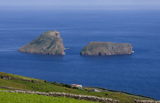 Ilh&eacute;us das cabras islets in atlantic ocean