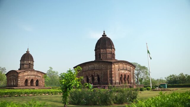 The Jor Mandir is one of the prominent laterite temples of Bishnupur. Stories from the Puranas can be seen depicted in the terracotta ornamentation on the front of the temple.