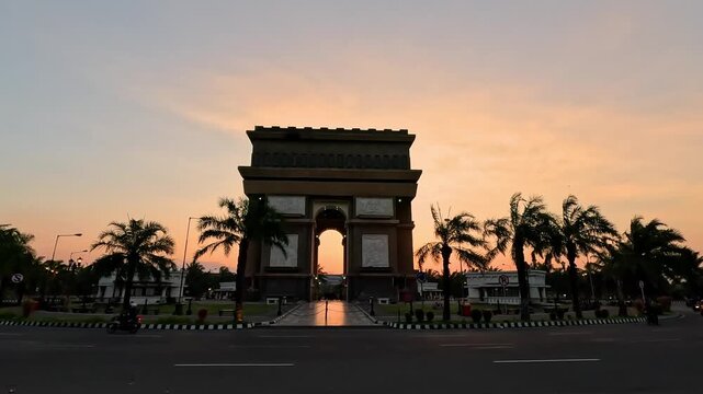 A timelapse of the cityscape in the late afternoon. A beautiful afternoon with a sunset view.
