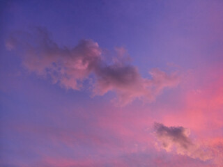 Obraz premium Beautiful Sunset Sky with Clouds