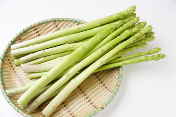 生アスパラ食材 © photosomething