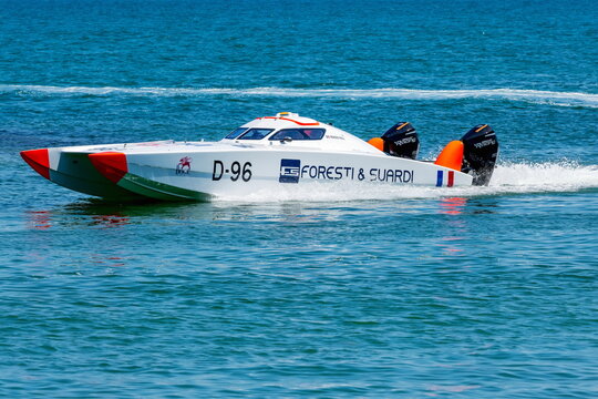 Prove libere prima della gara 1 del campionato del mondo di Offshore classe 3d tenutosi a Rodi Garganico ( Foggia , Puglia , Italia ) dal 18 al 21 giugno 2026. Barca che ha vinto la gara 1