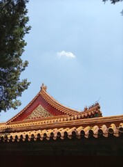 Obraz premium Chinese ancient architecture in Ditan Park, Beijing