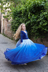 Fototapeta premium young girl 10th birthday photoshooting 